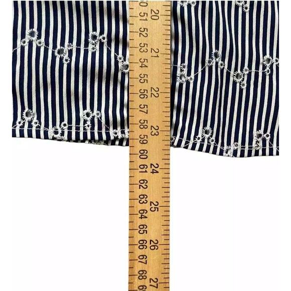 LOFT Outlet Eyelet Blouse Size Medium Navy Blue Stripe Gathered Shoulder Cuffs - Picture 11 of 11